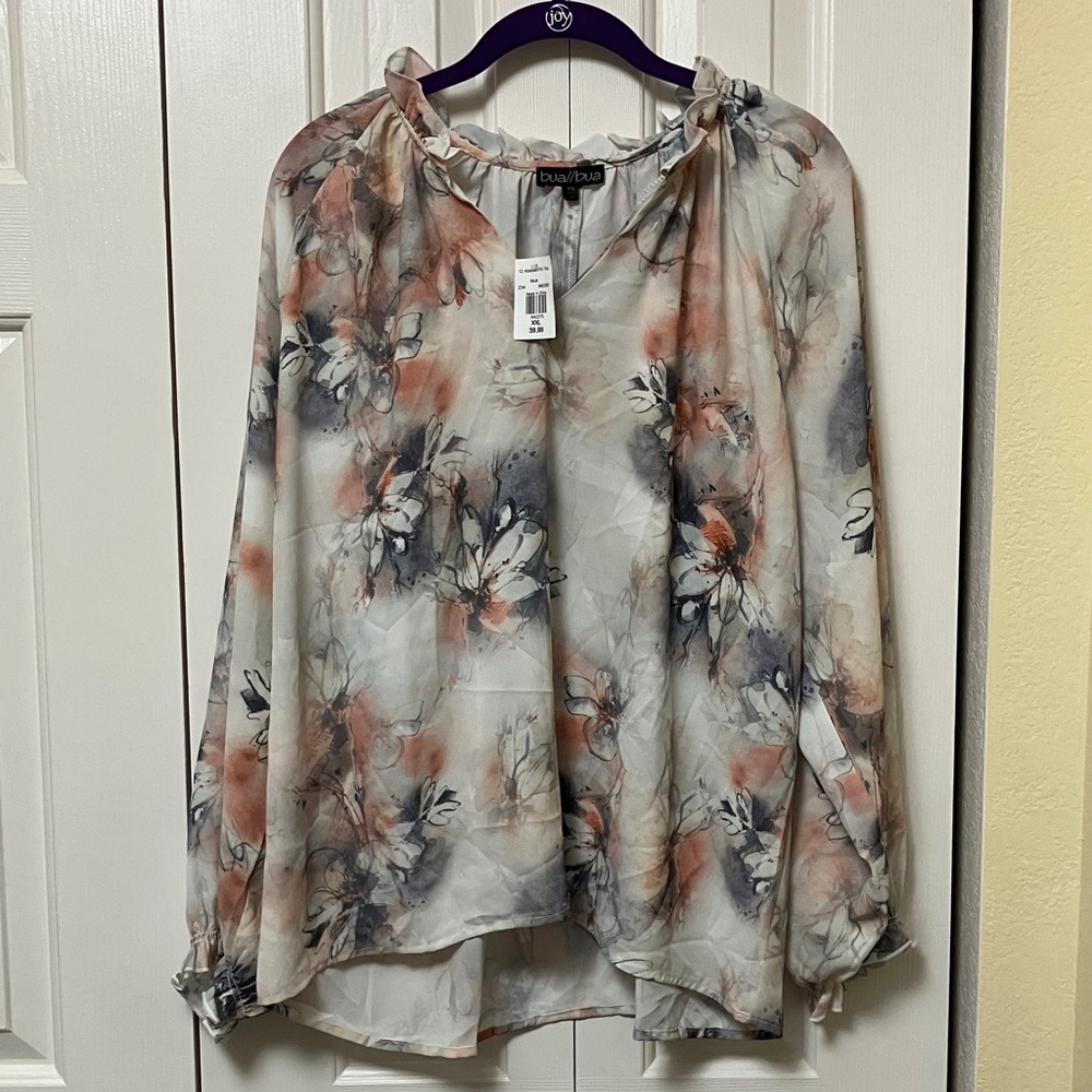 Floral Blouse in Cream and Black